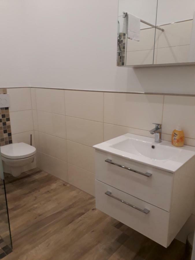 Ferienwohnung Ela Вільгельмсгафен Екстер'єр фото